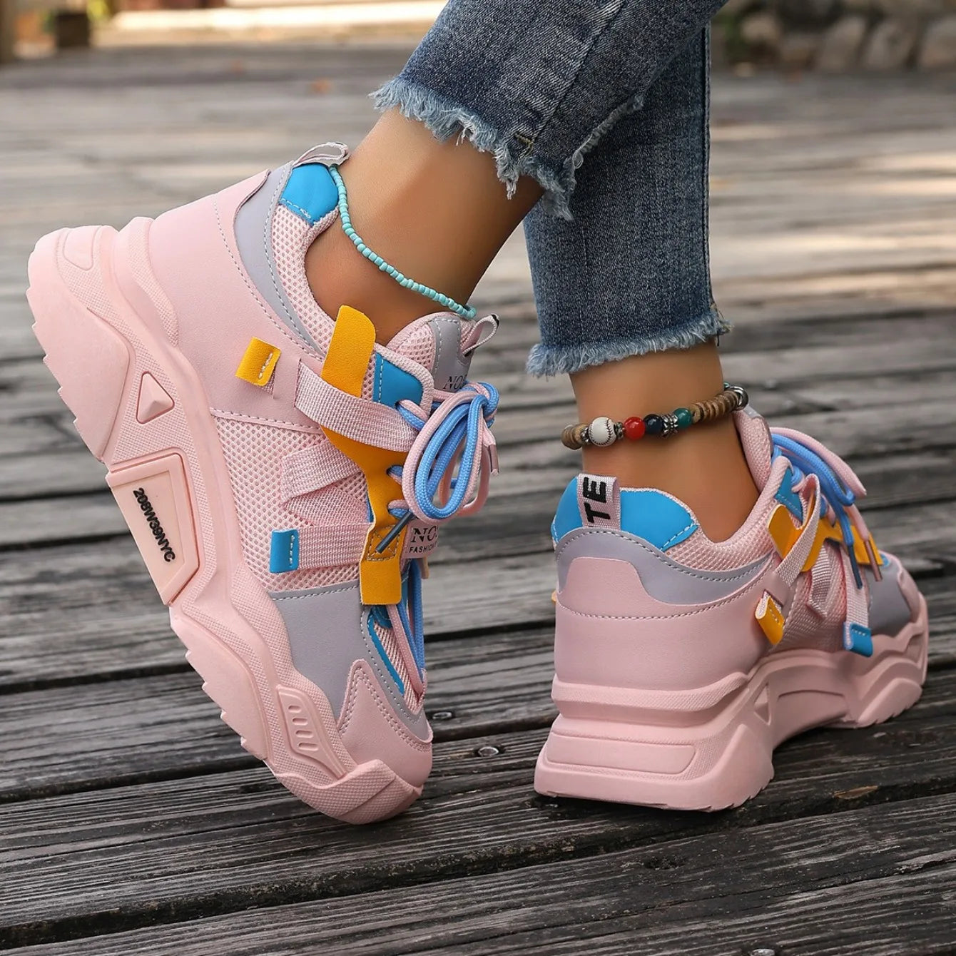 Women Sneakers Spring Trend Casual Fashion Shoes for Women Comfortable Outdoor Running Sneakers Women Designer Shoes