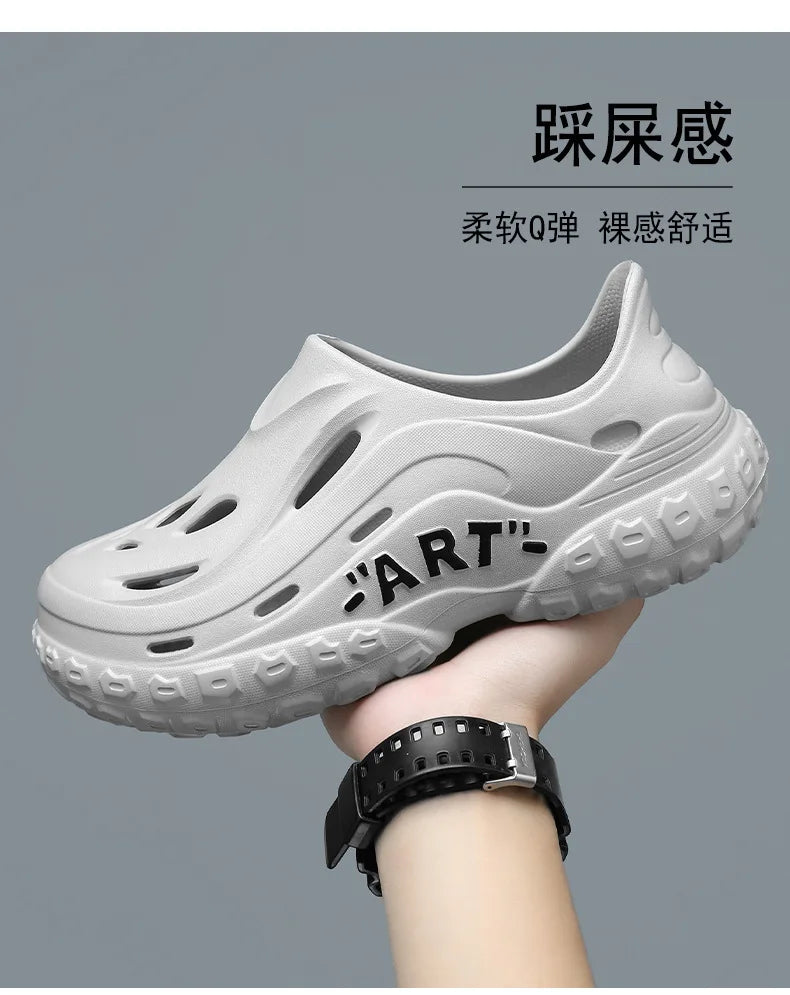 New Men's Summer Slippers Fashion Breathable Hollow Holes Shoes Non-slip Beach Sandals Fashion EVA Platform Garden Shoes