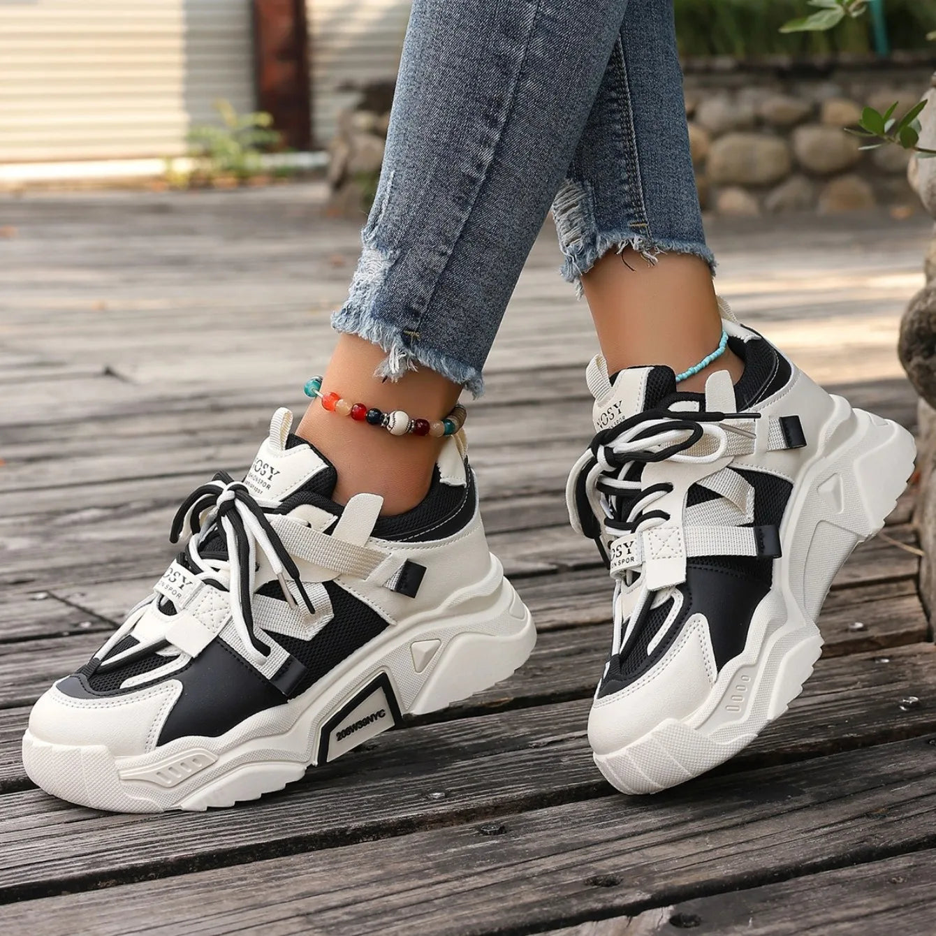 Women Sneakers Spring Trend Casual Fashion Shoes for Women Comfortable Outdoor Running Sneakers Women Designer Shoes